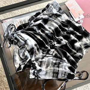 Tiger Mist Silvie Butt Scrunch Mini Short